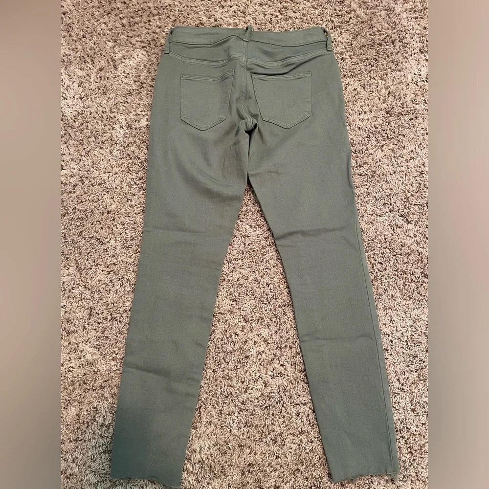 Universal Thread Mid Rise Jean - Picture 2 of 5